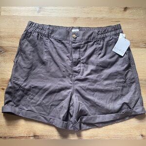 NWT Wonderly Utility Shorts